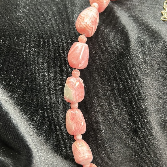 #42 Vintage Genuine Pink Lace Agate Necklace. Artisan Made - Picture 3 of 11